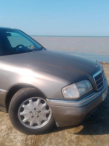 w202 baqaj: Mercedes-Benz C-Class (W202) sedan - Kuzov: 4 qapılı sedan, metalik — 4
