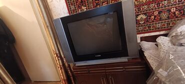 аренда телевизора бишкек: Продаю старый телевизор
Кант самовывоз
рабочий 
пульта нет