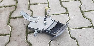 PEPELJARA ZA TOYOTA PREVIA OD 2000. DO 2006. GOD