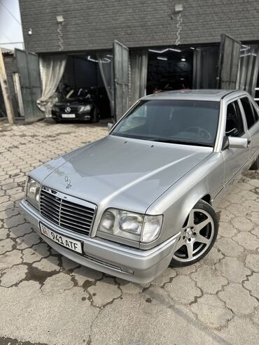 Mercedes-Benz: Mercedes-Benz 220: 1993 г., 2.2 л, Автомат, Бензин, Седан