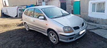 Nissan: Nissan Almera Tino: 2002 г., 1.8 л, Механика, Бензин, Хэтчбэк