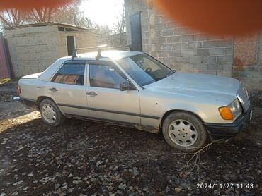 мерседе 210: Mercedes-Benz SLK 230: 1988 г., 2.3 л, Механика, Газ, Седан