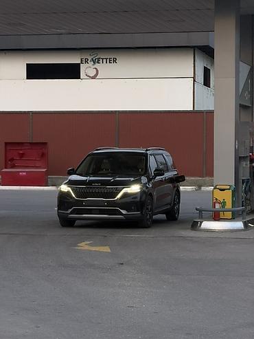 Продажа авто: Kia Carnival: 2021 г., 2.2 л, Автомат, Дизель, Минивэн — 3