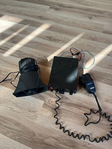 siqnal sesleri: Kustom Elektronik Siren DW-100N elektron siqnalizasiya sistemi. O