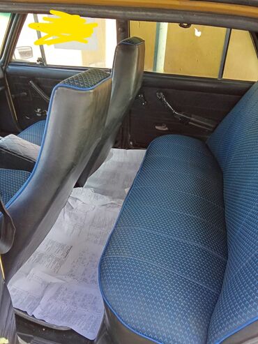 VAZ (LADA): VAZ 2106 sedan - Kuzov: klassik 4 qapılı sedan, sarı rəng. - Mühərrik — 3