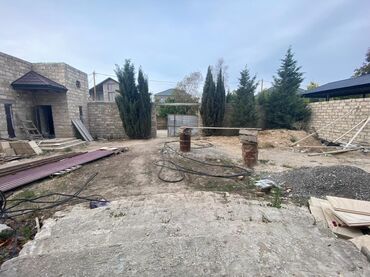 Həyət evləri və villaların satışı: Bine atciliqda ev satilir Satılır: geniş həyət sahəsi olan iki — 15