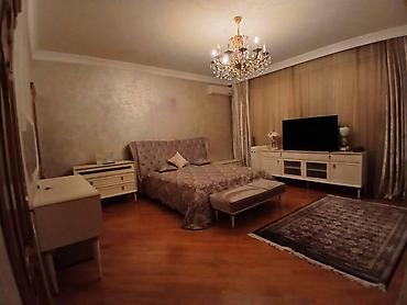 yeni gunəşlidə mənzil: İcarəyə verilir 4 otaqlı yeni tikili 215 m², 8 Noyabr m. Kateqoriya — 6