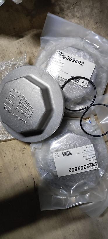 другой: Колпаки R 22,5, Новый — 1
