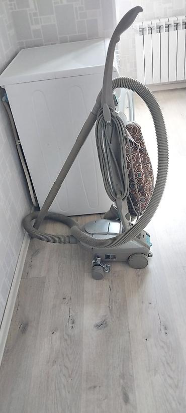 ikinci əl aspirator: Güclü motor ve toz yiqma sisteme olan Kirby markali tozsoran hem — 1
