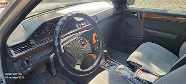 Mercedes-Benz: Mercedes-Benz E-Class: 1993 г., 2.2 л, Автомат, Бензин, Универсал — 10