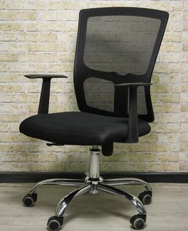 Ofis və oyun kresloları: Yeni, Təkərli, Qolları tənzimlənir, Dəri — 17