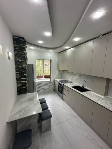 Продажа квартир: 3 комнаты, 70 м², 105 серия, 3 этаж, Евроремонт