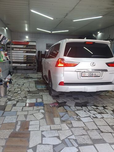 СТО, ремонт транспорта: Тюнинга студия AUTOTONER Тонировка авто стёкол Тонировка лобовое — 6