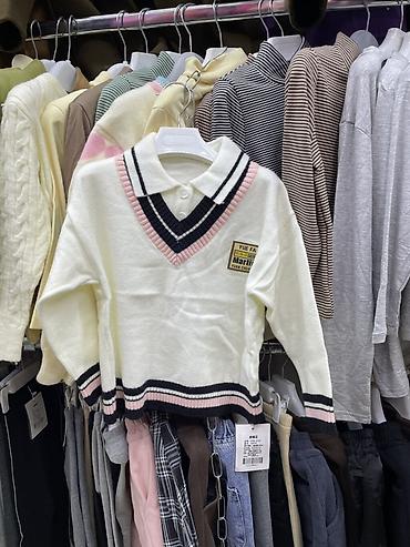 Другие детские вещи: Детская одежда номер для связи 1) Зеленый свитер с высоким — 62