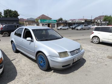 поло кросс: Volkswagen Bora: 2000 г., 1.8 л, Автомат, Бензин