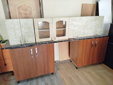mebel boyası qiymeti: Metbex mebeli olcu 2.40 sm qiymet 220 azn unvan Bakixanov ( Razin