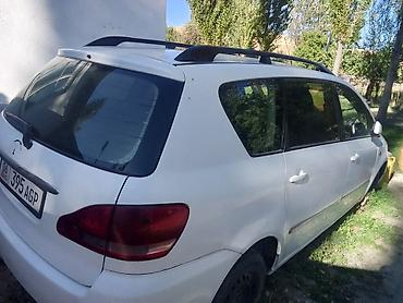 опел вектра б: Toyota Avensis Verso: 2004 г., 2.2 л, Механика, Дизель, Минивэн — 3