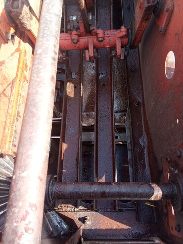 Traktorlar: Traktor motor 2.2 l, İşlənmiş — 8