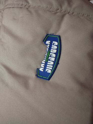 Пуховики и зимние куртки: Продаётся супер удобная, тёплая, зимняя оверсайз куртка. Куртка at lalafo.kg — 3 Пуховики и зимние куртки: Продаётся супер удобная, тёплая, зимняя оверсайз куртка. Куртка — 3