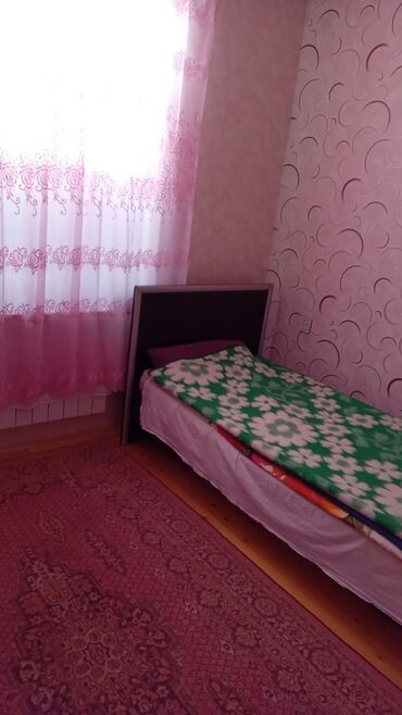 mətbəx pərdələri: Təknəfərlik çarpayı, Bazasız, Matrassız, Siyirməsiz