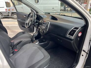 Hyundai: Hyundai i20: 1.1 l. | 2014 έ. Χάτσμπακ