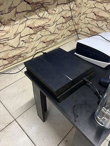 pse 4: 4 dəst hərşey daxil cemi 380 azn 3 dəst Ps3 Divan Jurnalni Televizor — 4
