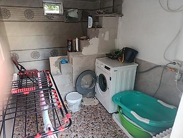 Продажа коттеджей и домов: Продаётся частный дом с двором. в городе Кара Балта улица — 1