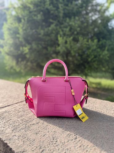 Классические сумки: Классическая сумка, Fendi, Материал: Искусственная кожа, Женские, Новый