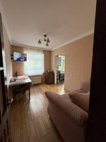 Köhnə tikili: Bakı, 4 otaqlı, Köhnə tikili, m. Xalqlar Dostluğu, 90 kv. m — 9