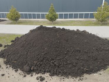 Песок: Чернозём чернозём рыхлый плодородный для гозона и клумб