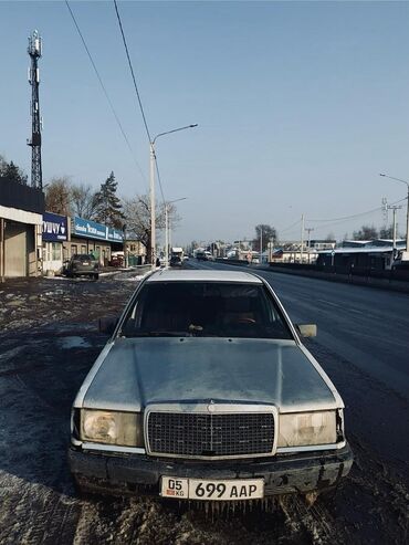 мерседес cla: Mercedes-Benz 190: 1988 г., 2.2 л, Механика, Бензин, Седан