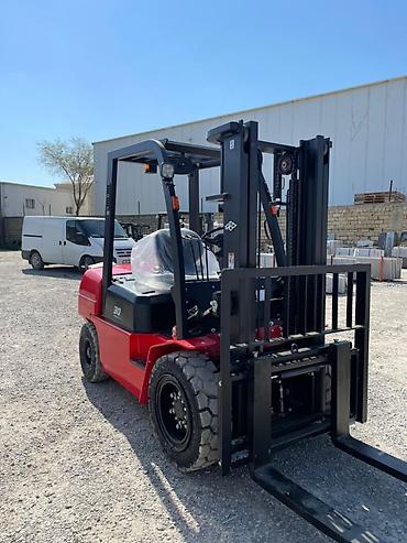 forklift: Dizel mühərrikli avtokar Hangcha CPCD30 Yükgötürmə qabiliyyəti 3000 kq — 7