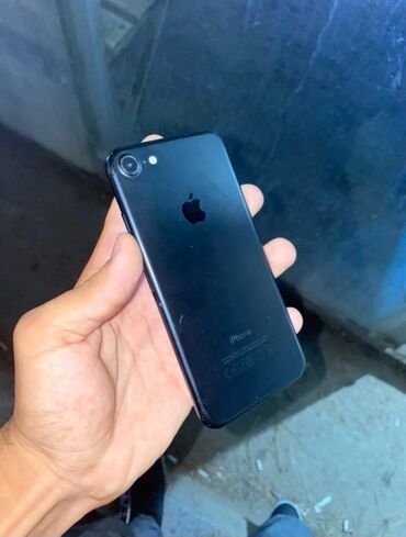 ayfon ikinci əl: IPhone 7, Qara, Barmaq izi