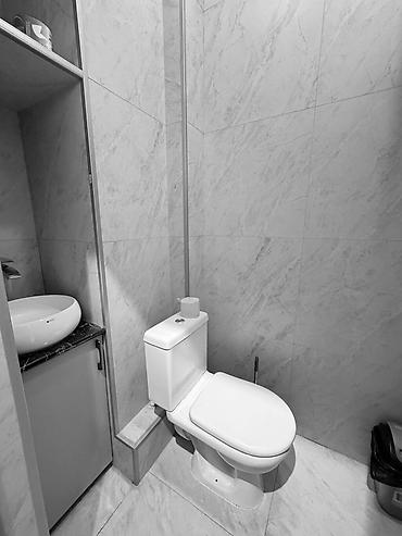 Посуточная аренда квартир: 2 комнаты, Душевая кабина, Постельное белье, Кондиционер — 4