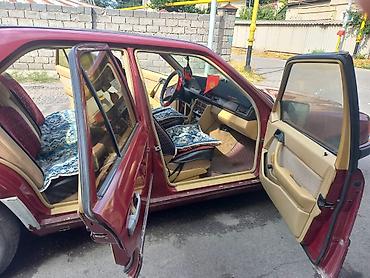 mersedes 212: Mercedes-Benz W124: 1988 г., 2.3 л, Механика, Бензин, Седан — 7