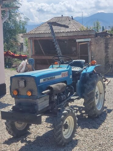 хундай пертер: Мини-трактор Mitsubishi D1650 с навесным оборудованием -