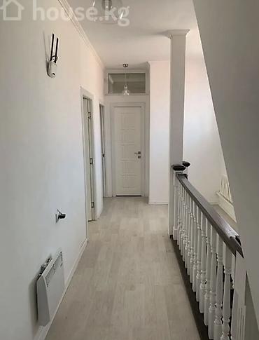 кызыл кыя дом: 🏡 ПРОДАЁТСЯ ПРОСТОРНЫЙ ДОМ 284 м² — УЛ. ВАЛДАЙСКАЯ, БИШКЕК Продаём от — 6
