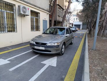 opel astıra: Opel Vectra: 2 l | 1996 il 163000 km Hetçbek