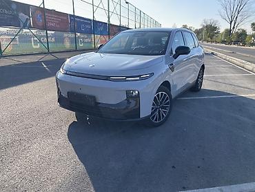 Changan: Changan : 2025 г., 0.1 л, Автомат, Электромобиль, Кроссовер — 1