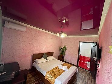 Комнаты: Meduza House — уютные номера с двуспальными кроватями и собственной — 5