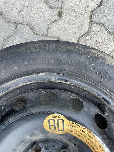 multimedijalni plejer za auto: Rezervni tocak 5x98 R15 — 2