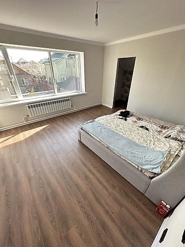 Продажа коттеджей и домов: 🔥Продается Мансардный дом🔥 🏡Район: Ак Ордо 1 ✅Участок:5 соток — 21