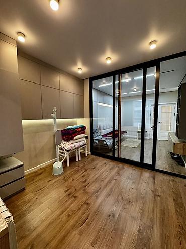 90000: 2 комнаты, 56 м², Технопарк Элитка, 1 этаж, Дизайнерский ремонт — 1
