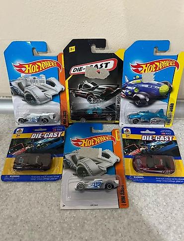 hot wheels oyuncaq dəsti: Kolleksiya üçün metal oyuncaq avtomobil dəsti Məzmun: - Hot Wheels və — 1