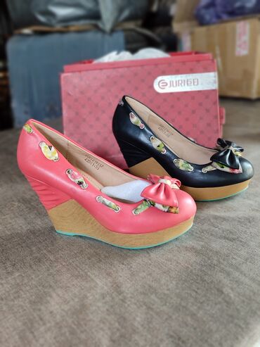 Босоножки, сандалии, шлепанцы: Распродажа новой обуви ( Обувь фабричная качестванная,на праздник — 11