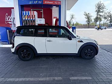 space runner: Mini Cooper Clubman: 2010 г., 1.6 л, Автомат, Бензин, Хэтчбэк — 4