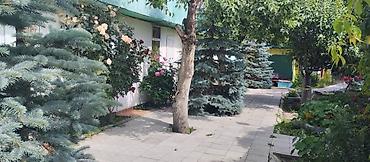 Продажа коттеджей и домов: 🏡 Продается дом в центре г. Чолпон-Ата 📍 Улица Советская, 136 🔹 — 8