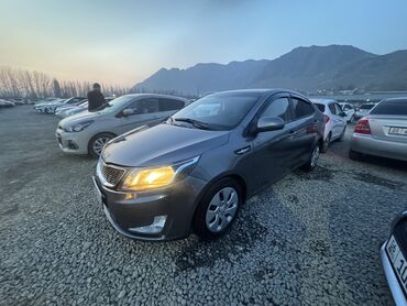 Kia: Kia Rio: 2012 г., 1.6 л, Механика, Бензин, Седан