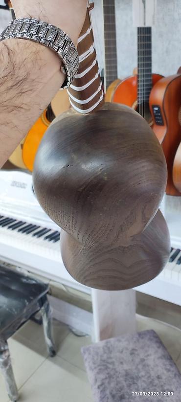 Tar: Profesional Tar Köhnə qədimi tar, Peto ustanın tarı, 60 yaşı var. Tut -da lalafo.az — 7 Tar: Profesional Tar Köhnə qədimi tar, Peto ustanın tarı, 60 yaşı var. Tut — 7