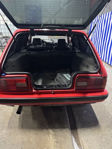 BMW: BMW 3 series: 1992 г., 1.8 л, Механика, Бензин — 9